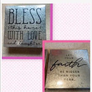 🏡 Cute 2 piece wall decor 🏡​